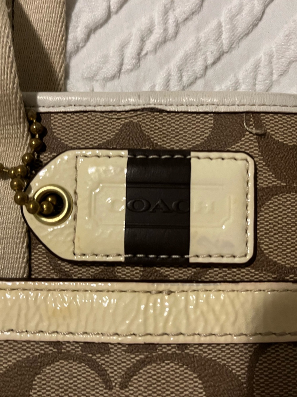 Coach Signature Canvas Tote - Picture 10 of 10